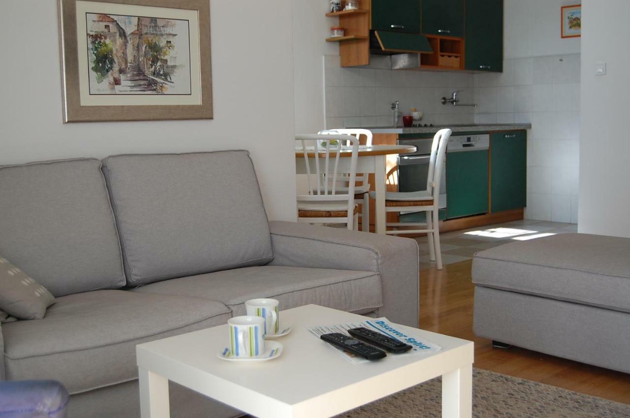 Apartment Definis Split Exterior foto