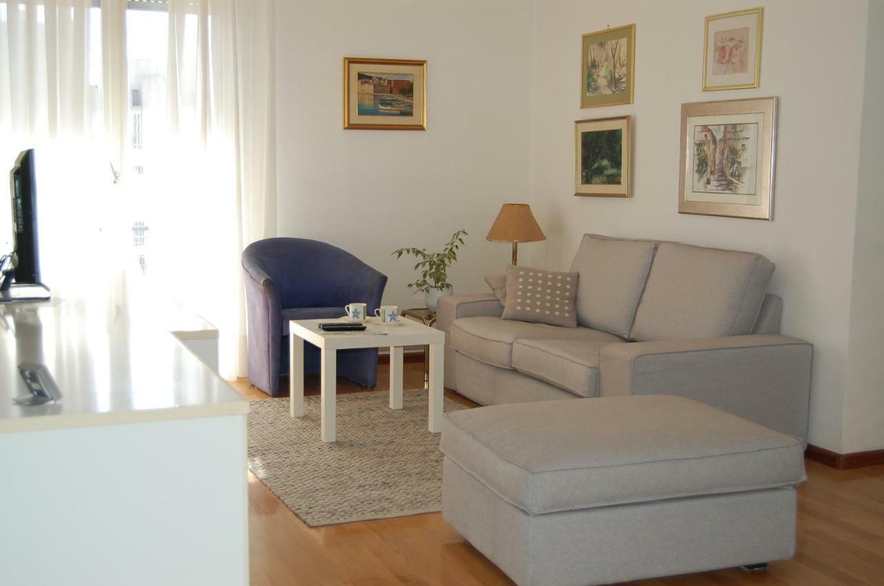 Apartment Definis Split Exterior foto